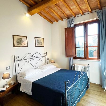 Oliveta Blu: Elegante A Due Passi Dal Centro Apartamento Siena Exterior foto